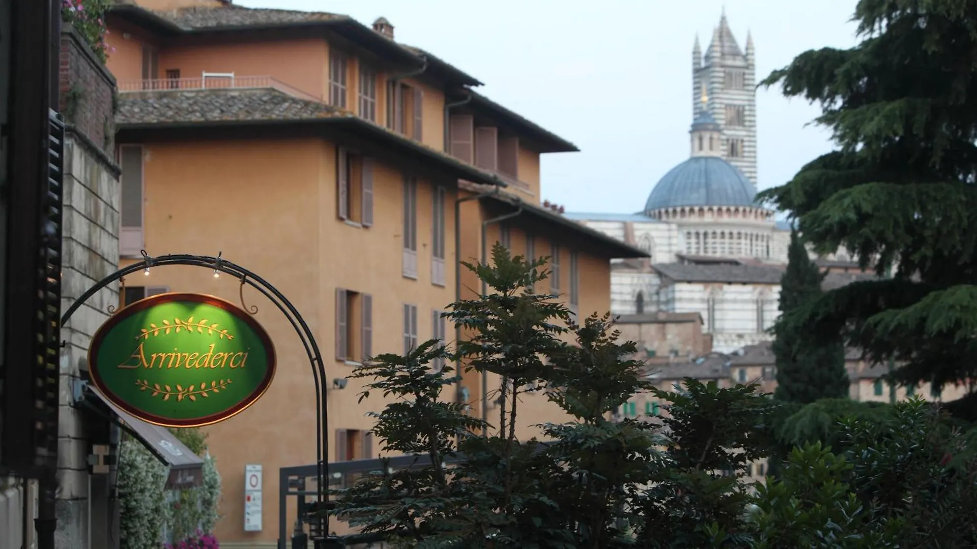 Albergo Chiusarelli Siena Hotel